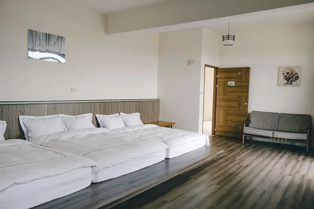 غرفة إليت بسريرين مزدوجين بحوض استحمام، Destination Inn 2/3