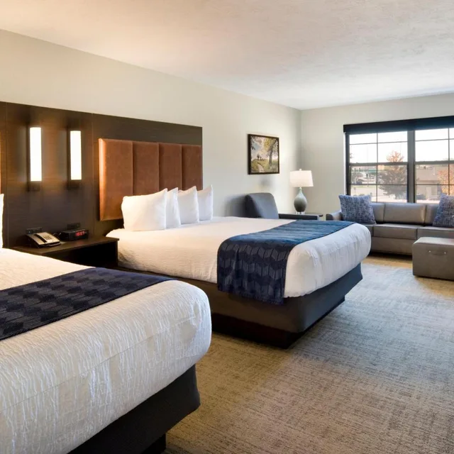 جناح جونيور، Clubhouse Hotel Suites Sioux Falls 1/3