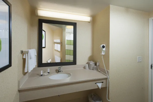 غرفة بسريرين كوين، Fairfield Inn And Suites Brunswick Freeport 4/4