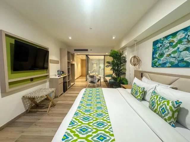 Suite, Garden View, Lime Resort El Nido 2/3