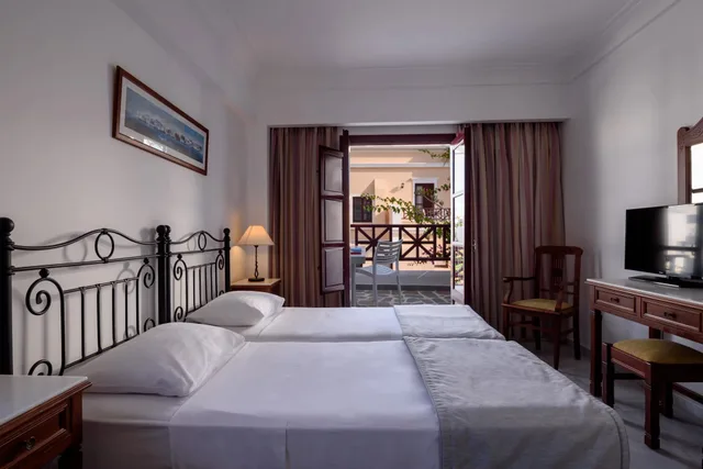 غرفة سوبيريور بسرير مزدوج، Veggera Hotel 1/6