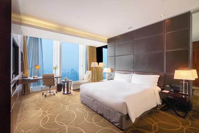 غرفة كلاسيكية بسرير كينج بإطلالة على المدينة، Intercontinental Nanjing 1/4