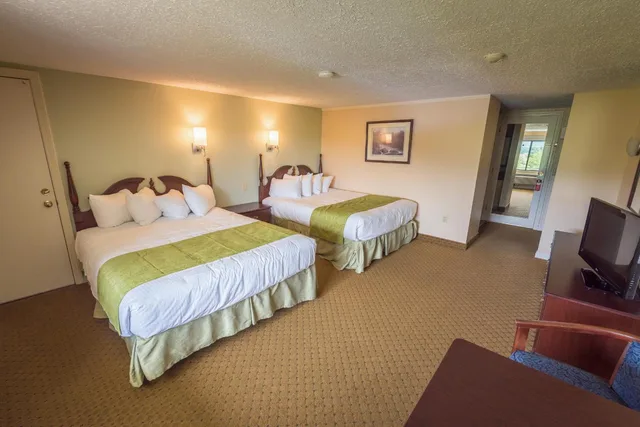 غرفة قياسية بسرير مزدوج بإطلالة على الجبل، Fox Ridge Resort 4/10