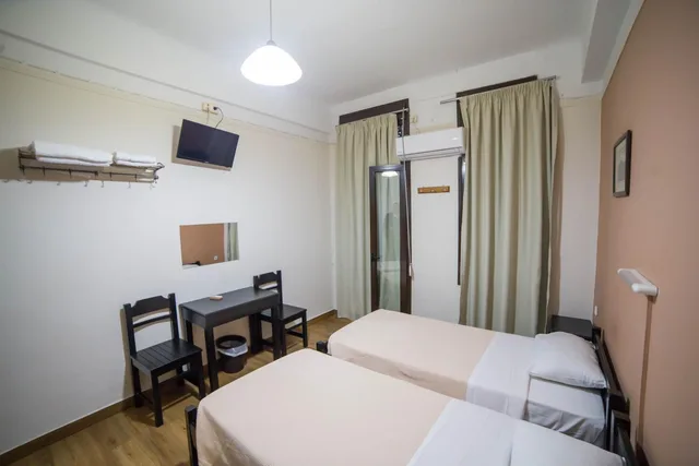 غرفة بسرير مزدوج أو سريرين منفصلين، Tempi Hotel 6/10