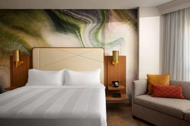 غرفة بسرير كينج، Fort Collins Marriott 2/6