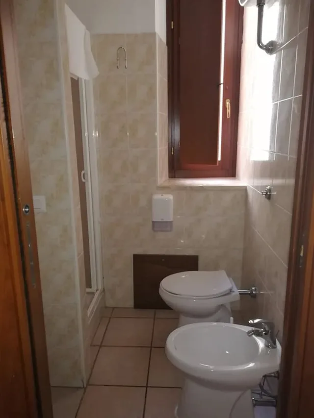 غرفة رباعية بأربعة أسرّة بحمام خاص، Hostel Marina 3/3