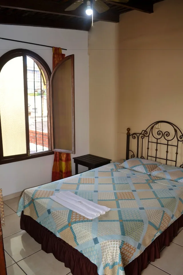 Room, Single, Single Bed, with Fan، Villa Florencia Centro Hotel 1/4
