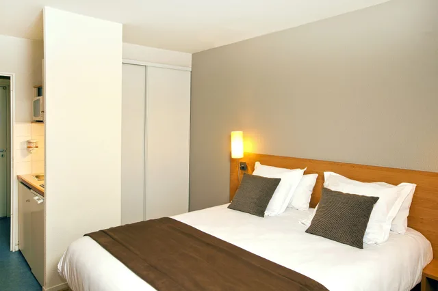 Studio, Sofa, Sejours Et Affaires Rennes de Bretagne 1/4