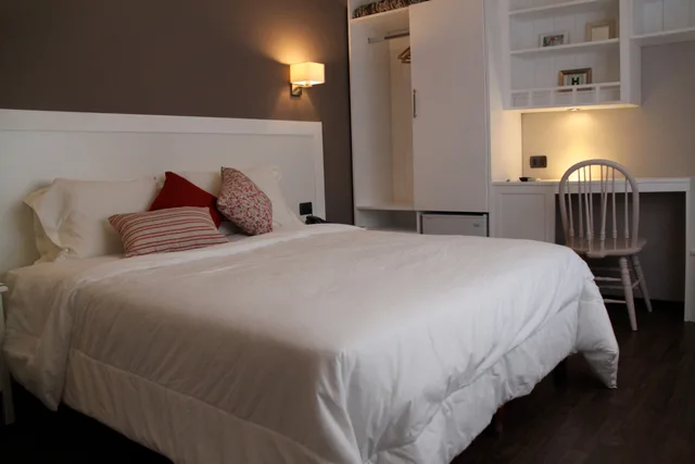 Superior, Double Bed, Balcony, Milano 1/7