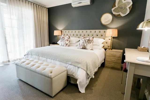 Room, Double Bed, Mont d Or Clarens 5/10