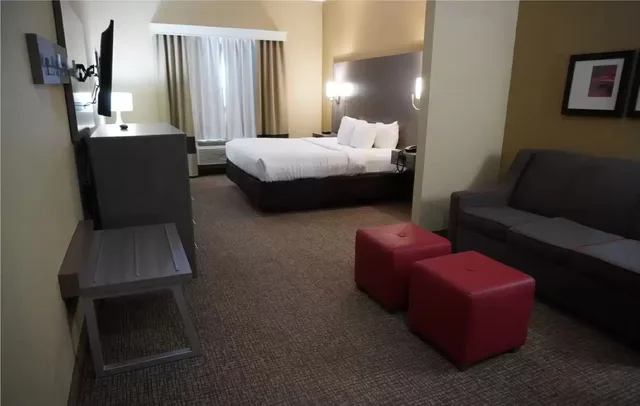 Upgrade, Suite, 2 King Beds، Comfort Inn & Suites Monahans I-20 1/1