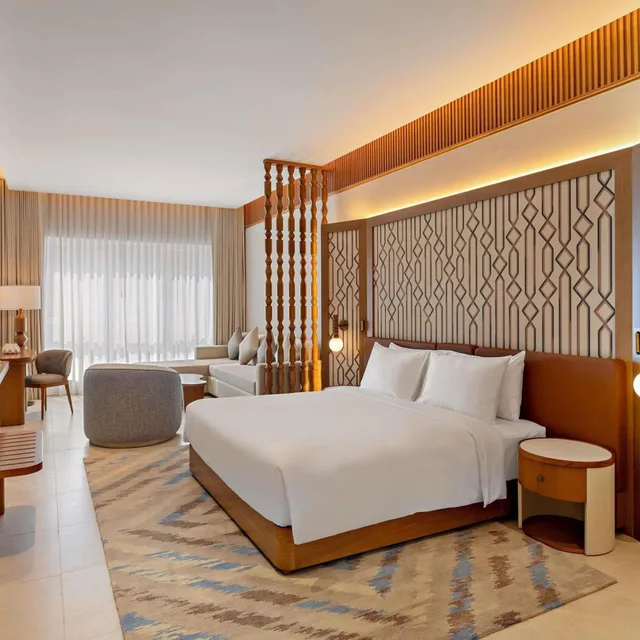 جناح بريفيليج بسرير كينج، MERCURE ABU DHABI DOWNTOWN 1/4