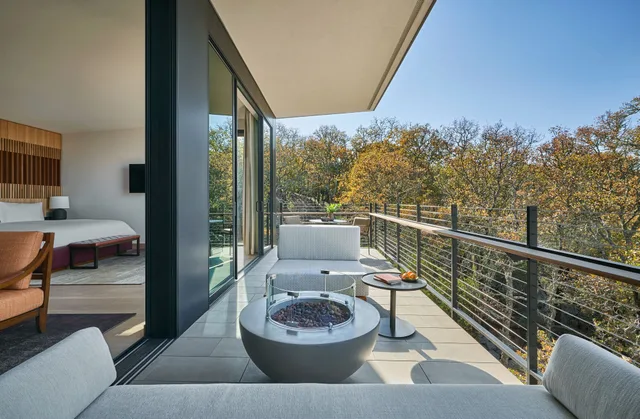 Forest, Studio, King Bed, Sofa، Montage Healdsburg 2/2