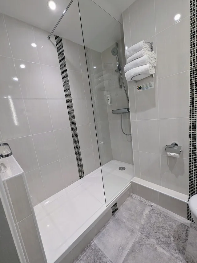Comfort, Queen Bed, Citotel Arverna Vichy 6/6