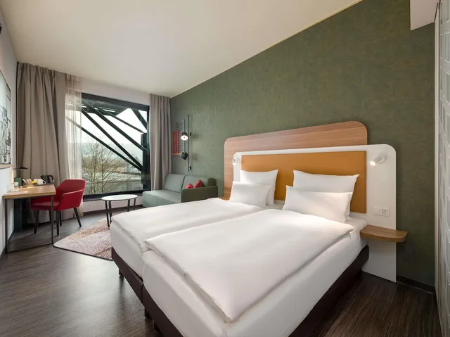 غرفة سوبيريور بسريرين منفصلين، Mercure Zurich City 3/10
