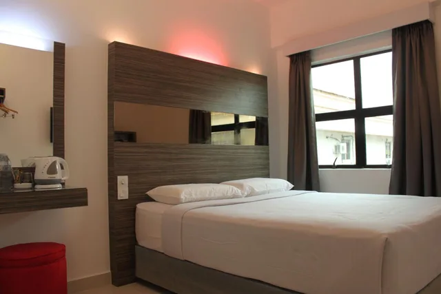 غرفة ديلوكس بسرير كوين، Time Hotel Kuala Lumpur 1/2