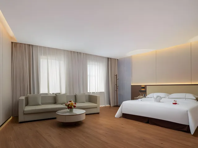 Smart, Luxury, King Bed، Yindo (Grand Jasper) Hotel 1/2