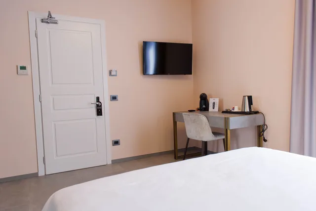 غرفة ديلوكس بسرير مزدوج، Le Funi Hotel 5/10