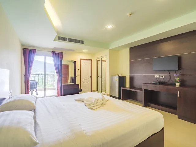 Superior, King Bed, Pool Side، Smile Residence 1/5