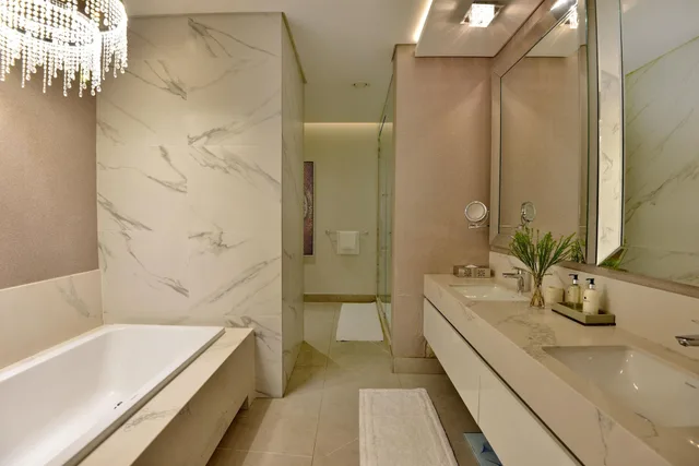 بنتهاوس رئاسي، The Houghton Hotel Spa Wellness and Golf 3/6