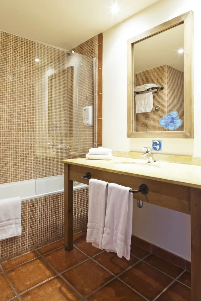 غرفة قياسية بسرير مزدوج، Portaventura Hotel El Paso 8/8