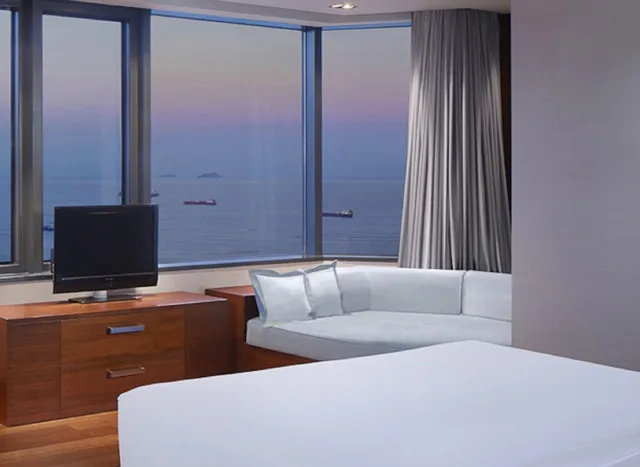 جناح تنفيذي بإطلالة على البحر، Sheraton Istanbul Atakoy Hotel 8/10