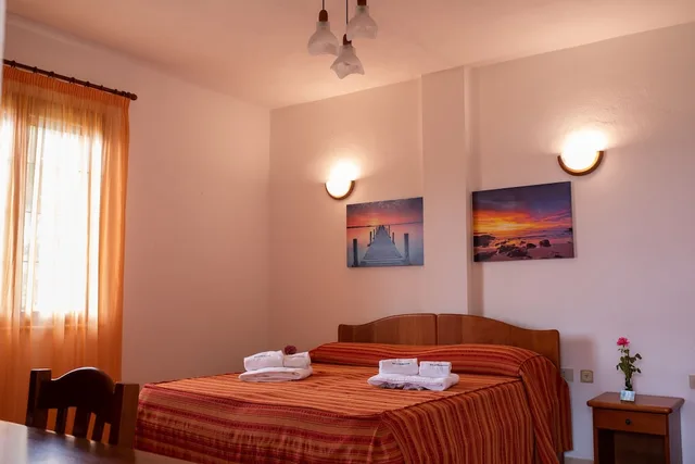 غرفة قياسية ثلاثية بسرير مزدوج وسرير فردي بإطلالة على الحديقة، Villaggio La Pizzuta 3/3