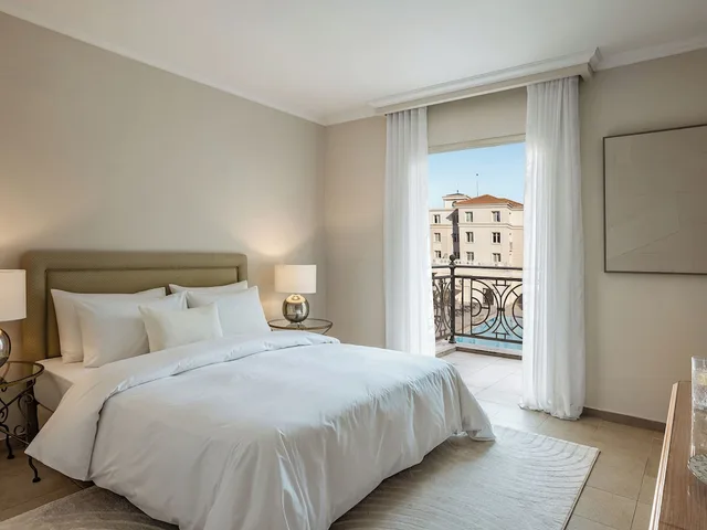 بنغل بسريرين منفصلين بإطلالة على المسبح، Grecotel Larissa Imperial 1/6