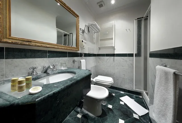 غرفة مفردة بسرير كوين، Exe International Palace 3/4