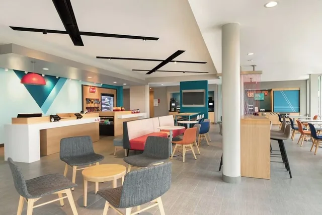 avid hotel Queretaro Centro Sur by IHG، سانتياغو دي كويريتارو 35/50