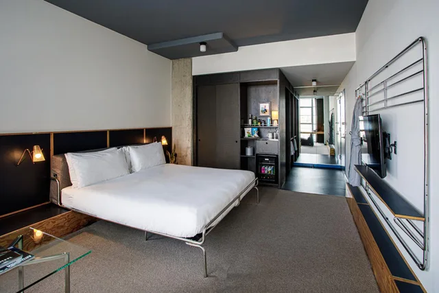 غرفة كبيرة، The Emily Hotel 4/8