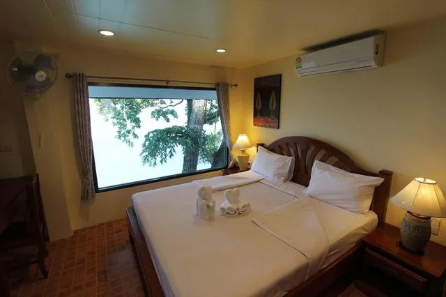 إقامة بسرير كينج بإطلالة على البحر، TOP RESORT 2/4