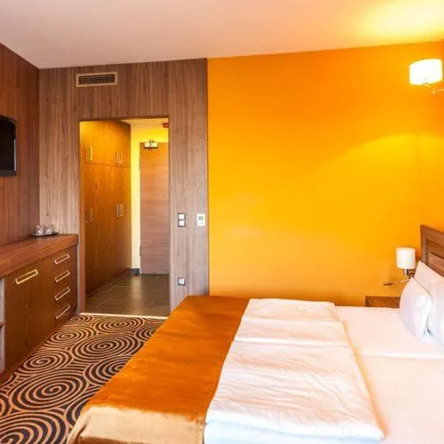 غرفة سوبيريور بسرير مزدوج، Hotel Millennium 9/10