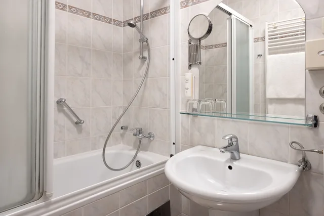 غرفة بسريرين منفصلين، Hotel Kompas 4/4