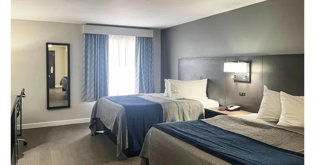 غرفة بسريرين كوين لغير المدخنين بمطبخ، Motel6 Chillicothe, MO 8/10