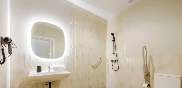 جناح استوديو ديلوكس بسرير مزدوج بإطلالة على الفناء مع أريكة لذوي الإعاقة، Tu Casa Bonita en Carolinas 9/10