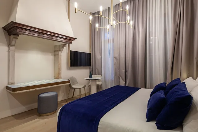 غرفة كلاسيكية بسرير مزدوج بشرفة في الملحق، Palazzo Pianca 3/3