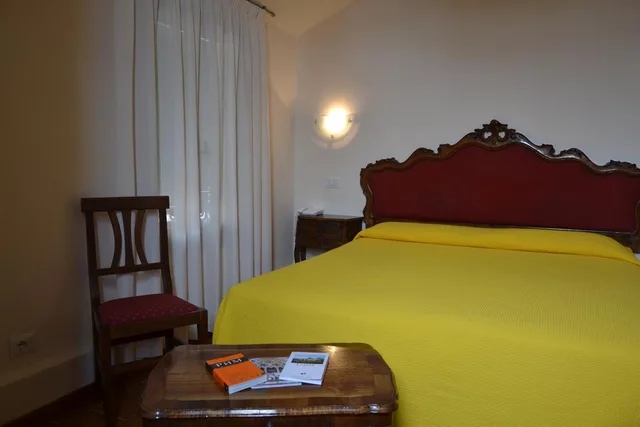 غرفة اقتصادية بسرير كوين، Canada Hotel Venice 2/4
