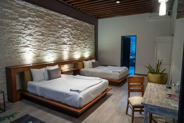 Master, King Bed، Meson de Santa Rosa Luxury Hotel 3/6