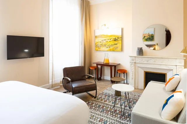 جناح جونيور ديلوكس بسرير كوين مع أريكة، Maison Montgrand Marseille Vieux Port 3/4