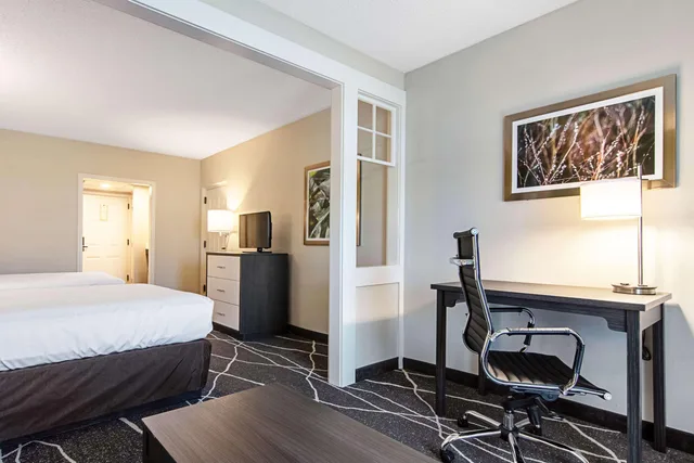 غرفة بسرير كوين، Clarion Inn Willow River 4/5