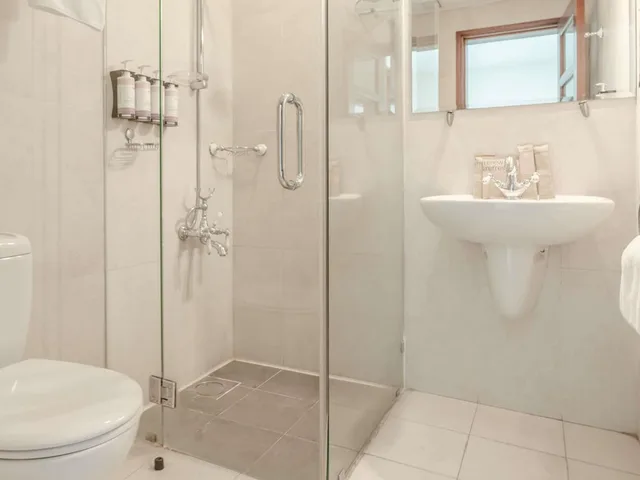 فيلا بسريرين مزدوجين بـ4 غرف نوم، Movenpick Hotel & Resort Al Bidaa 4/7
