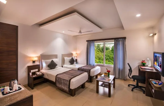 غرفة قياسية بسرير مزدوج أو سريرين منفصلين، Lords Eco Inn Jayanagar 1/2