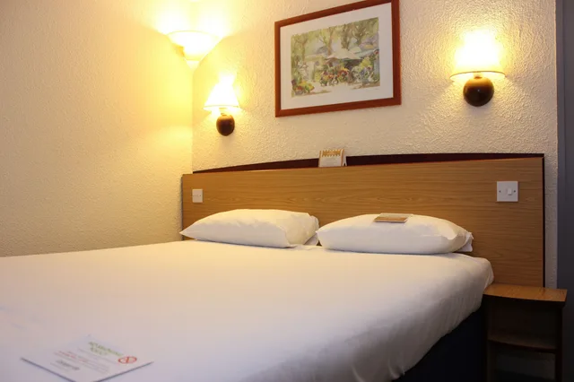 غرفة قياسية بسرير مزدوج، The Crossway Hotel Part of AG Collection 4/7