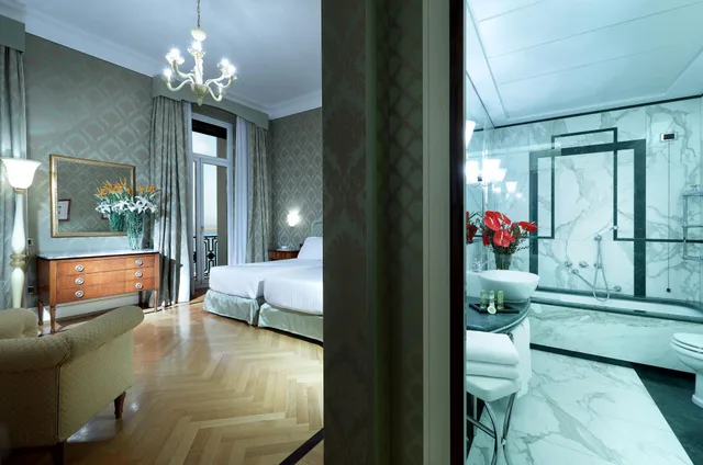جناح جونيور بإطلالة، Eurostars Hotel Excelsior 2/2