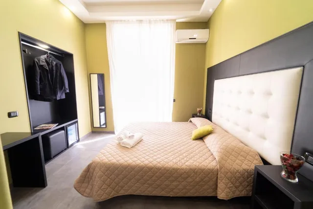 غرفة ديلوكس بسرير مزدوج، Naples Royal House B&B 1/1
