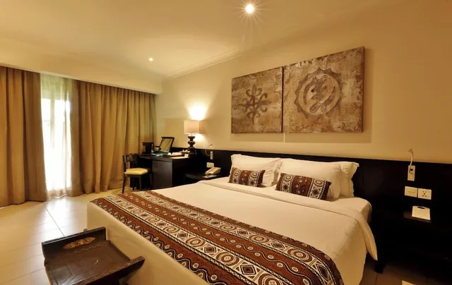 غرفة فاخرة بسرير كينج، Labadi Beach Hotel 2/10