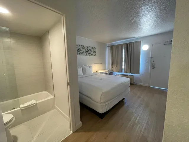 غرفة قياسية مفردة، Travelodge by Wyndham Orlando Lake Buena Vista South 5/5