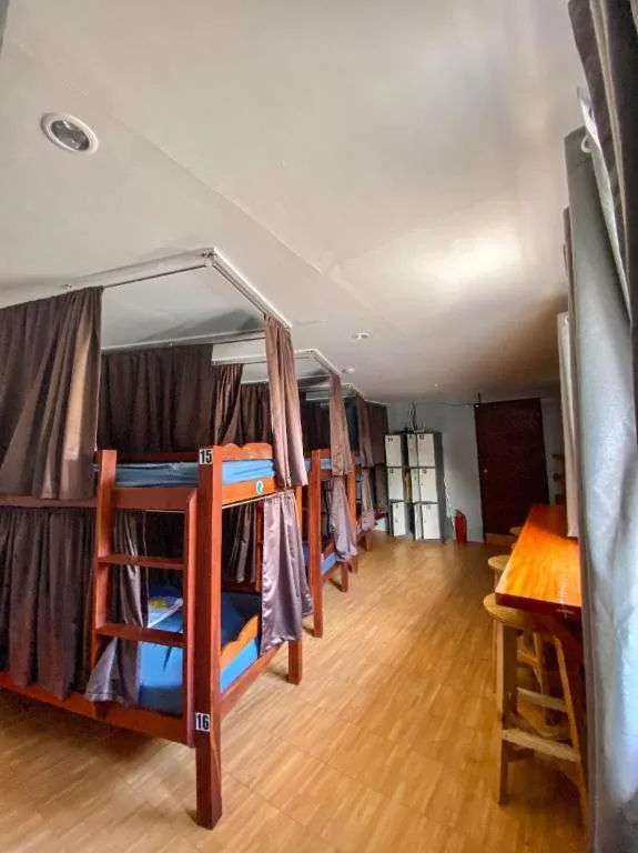 Mixed Dorm, 20 Beds، Westcoast Guest House 4/5