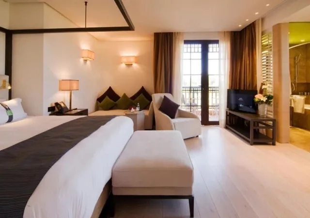 غرفة تنفيذية بسرير كينج بإطلالة على الحديقة، Palmeraie Golf Palace by Pickalbatros 2/8